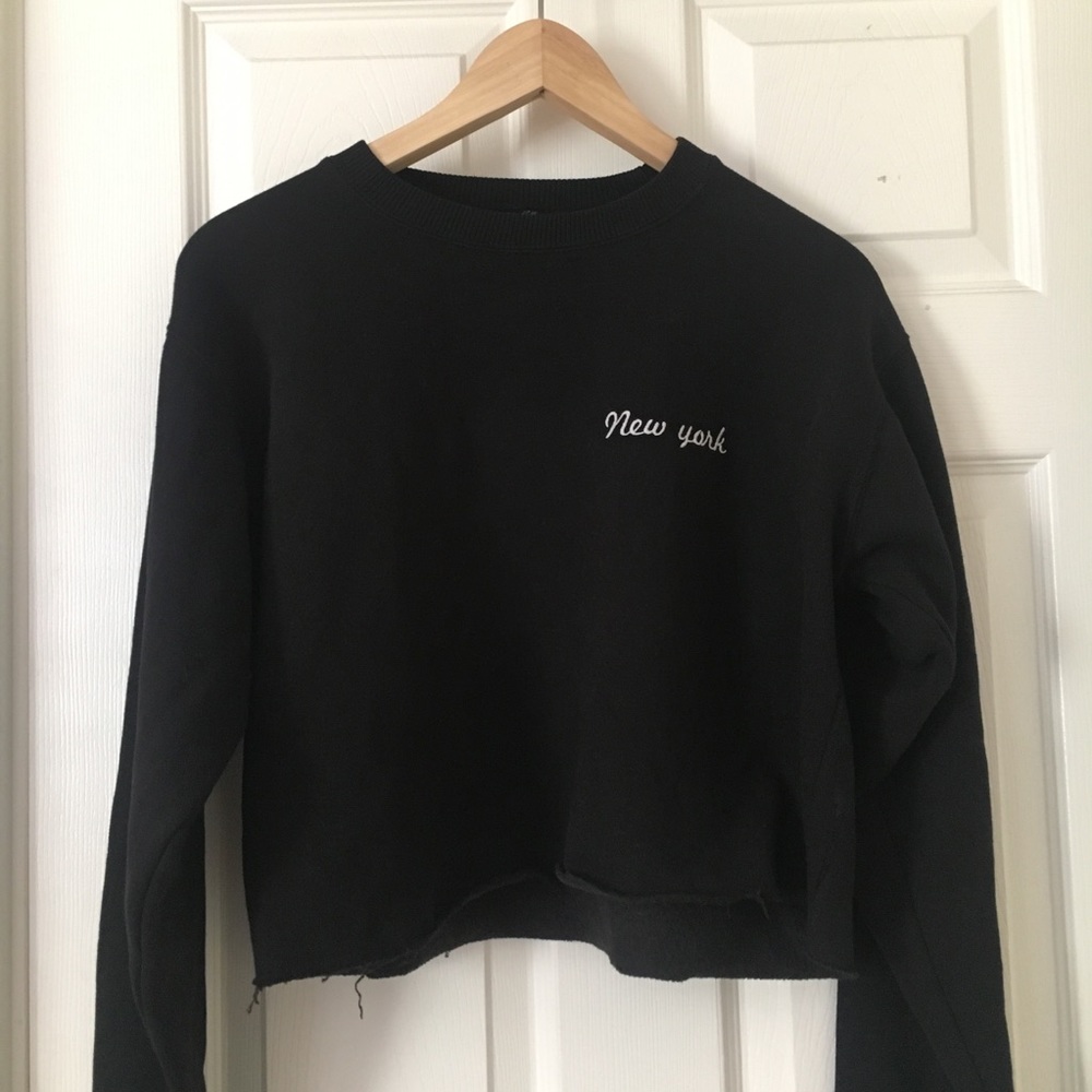Brandy Melville Cropped New York Sweatshirt